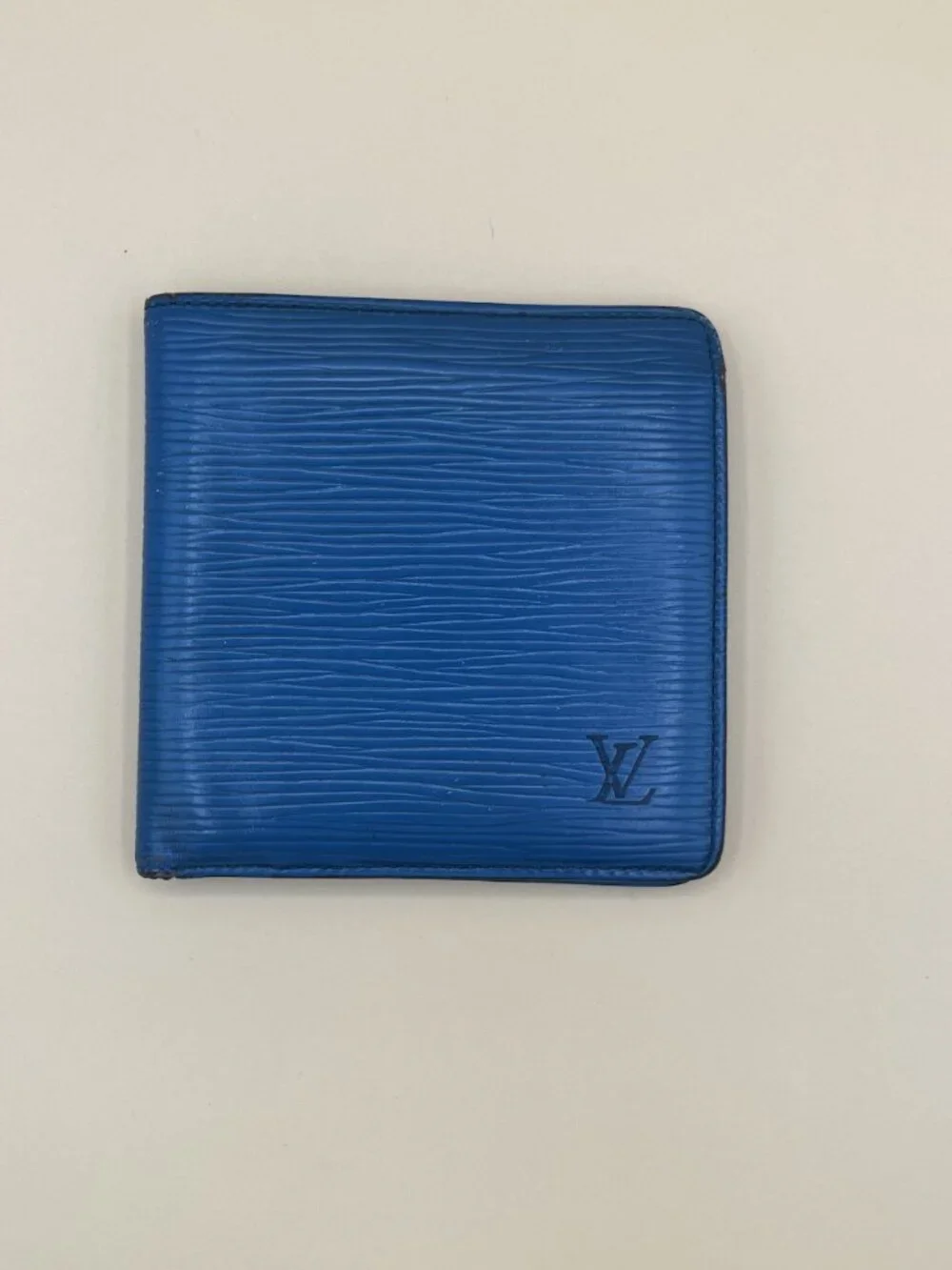 Louis Vuitton Blue Epi Leather Bifold Wallet With Coin Pocket